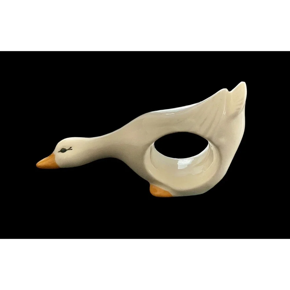 Set Of 4 Vintage Ceramic Geese/ Duck/ Swan White‎ Napkin Rings 4.5